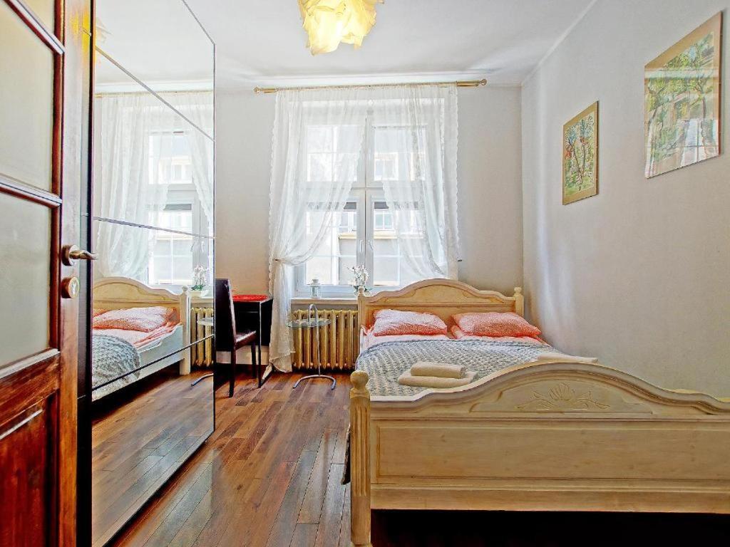 Apartament Kameralny Przy Ulicy Dlugiej Gdansk Luaran gambar